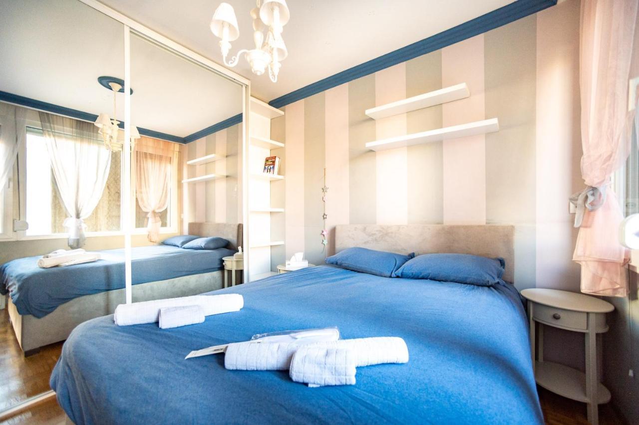 Sava Centar 1-Bedroom Apartments In The Heart Of New ベオグラード エクステリア 写真