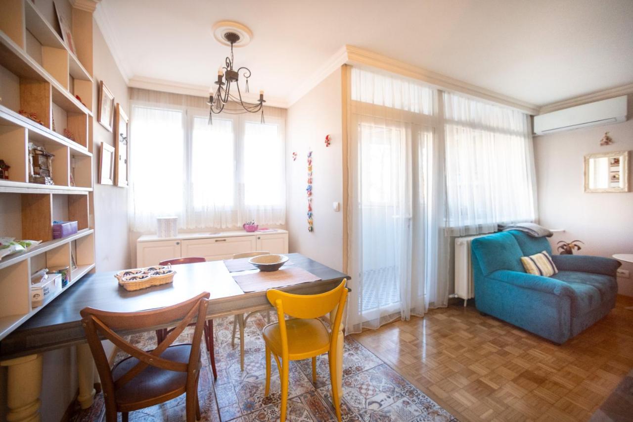 Sava Centar 1-Bedroom Apartments In The Heart Of New ベオグラード エクステリア 写真